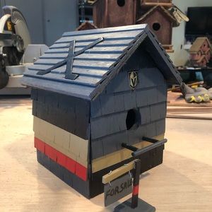 🌟Vegas Golden Knights custom birdhouse🌟